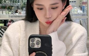 吃瓜不愁，最新流行就在“17吃瓜网”！别让自己落伍啦！