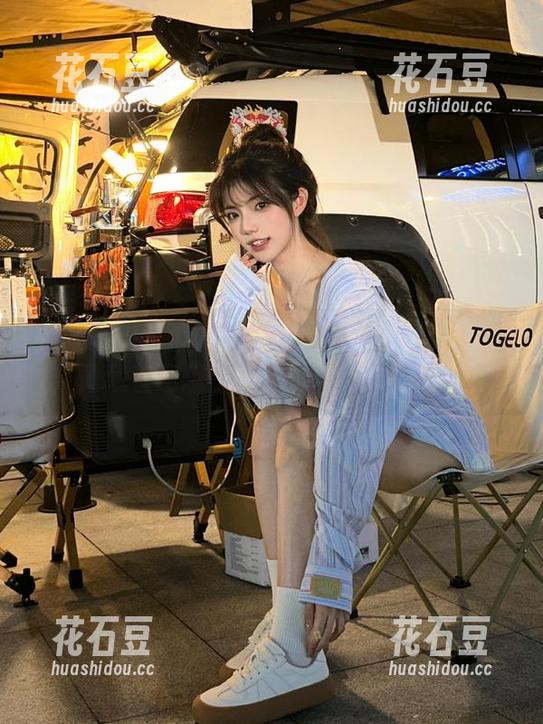 “51吃瓜中心”里的线路，竟藏着意想不到的爱情与未解之谜！