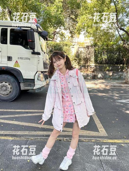 争议不断，这“91吃瓜”网址的资源真是让人欲罢不能啊…