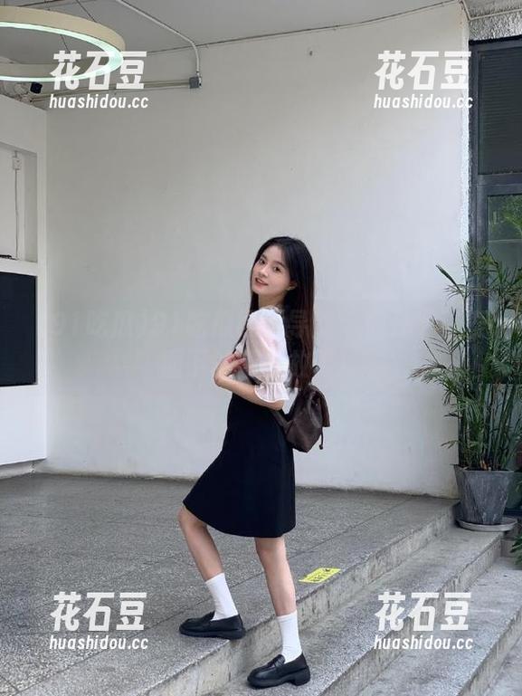 91吃瓜黑料导航：揭开平静表面下的那些故事！