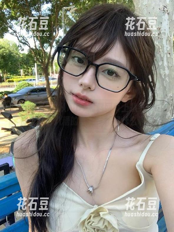 从hl01黑料网页上扒下来的那些乱七八糟的事，真相是什么啊？