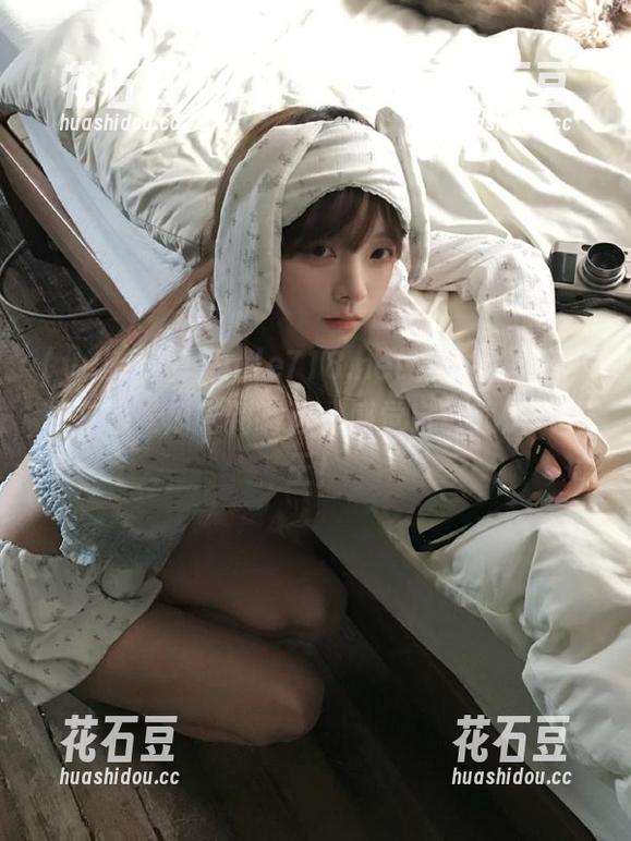 yule718.net下载完就停不下来了，瓜吃到嘴边，感觉自己就是八卦王！