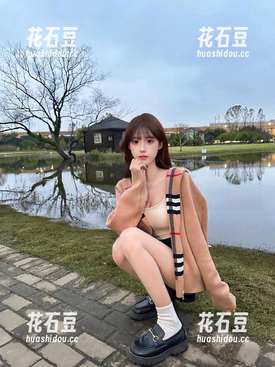 今日吃瓜51：我在网站上碰到的大瓜，真是一波未平一波又起
