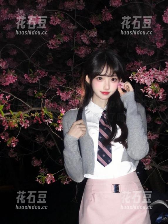 今日吃瓜51app：大瓜炸裂，你准备好细细品味了吗？