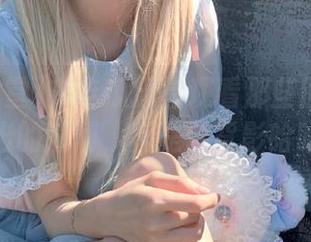 在吃瓜天堂观看那些旧伤疤被翻出的瞬间，真是没背影哈哈哈