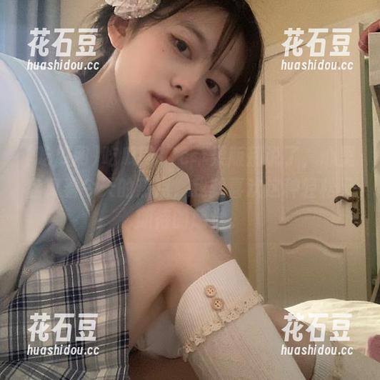 吃瓜网17c苹果版别说了，心里盘算着今天的热点，我就喜欢这种轻松又期待的感觉。