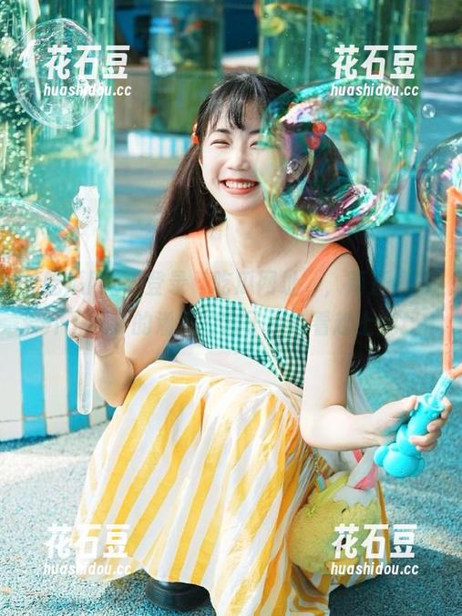 登录‘吃瓜网址’，简直像打开了八卦的潘多拉盒子，越看越上瘾！