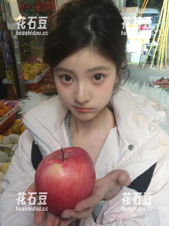 快手网红吃瓜网址，独家资源在手，随时补充你的梦中情瓜！