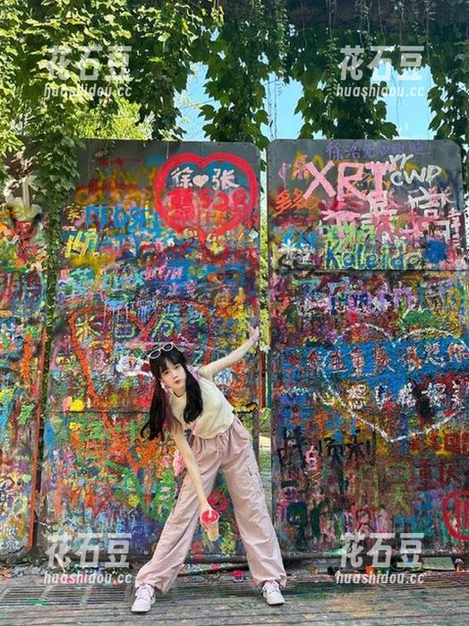 吾爱吃瓜官网：怀旧之旅，各版本历史拯救你的耳朵和眼睛