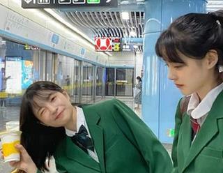扒哥黑料首页：今日热点事件视频，真是服了这群演员，太拼了！