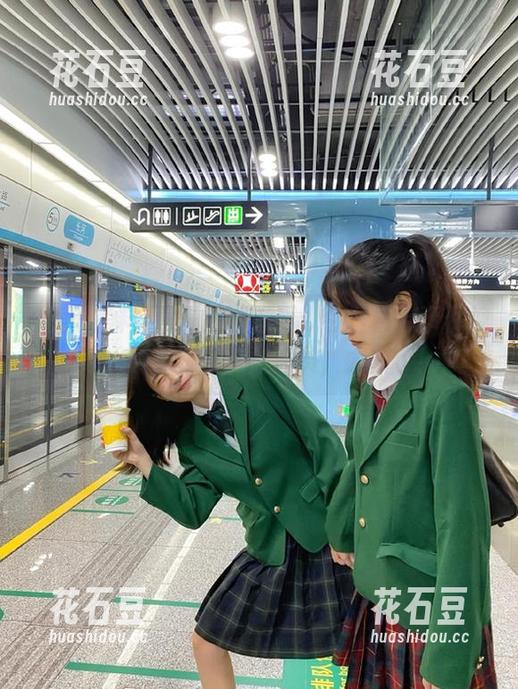 扒哥黑料 扒哥黑料首页:今日热点事件视频,真是服了这群演员,太拼了!