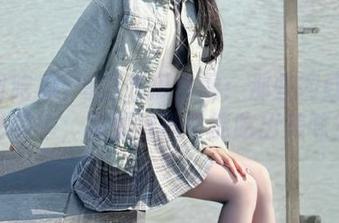 每日吃瓜官网：那些网红的神秘菜单，胸脯拖地真能吃出美味？