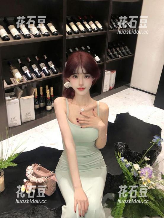 海角吃瓜app视频里，那些不能说的秘密，哈哈哈！