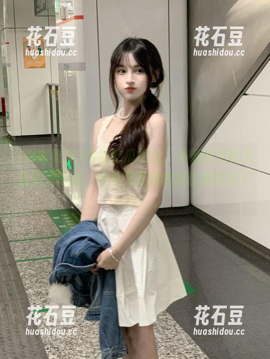 网曝吃瓜地址，熟悉的声音又在耳边响起，今天又是谁的秘密被曝光了？