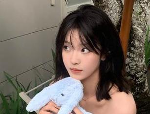 听说连隔壁大妈都在吃！快来“网曝吃瓜”传送门解锁最新八卦吧！