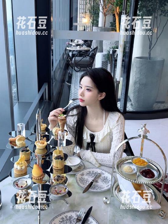 听说“网曝黑料”入口有惊喜！国产吃瓜反差让人意外！