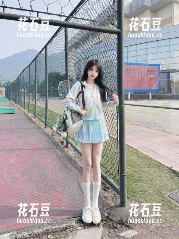 黑料51官网今日更新，瓜田里那些事儿，你绝对想了解！