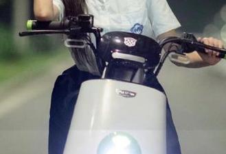 zztt15.su黑料不打烊app：听说有个‘入口’能深度揭秘，快来瞧瞧吧！