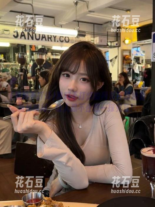 黑料不打烊的网页在线观看隐秘瞬间，让人忍不住想一探究竟！
