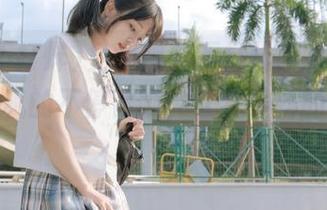 免费黑料不打烊网页版，真是对手机的不停召唤，让我手抖的想点开！