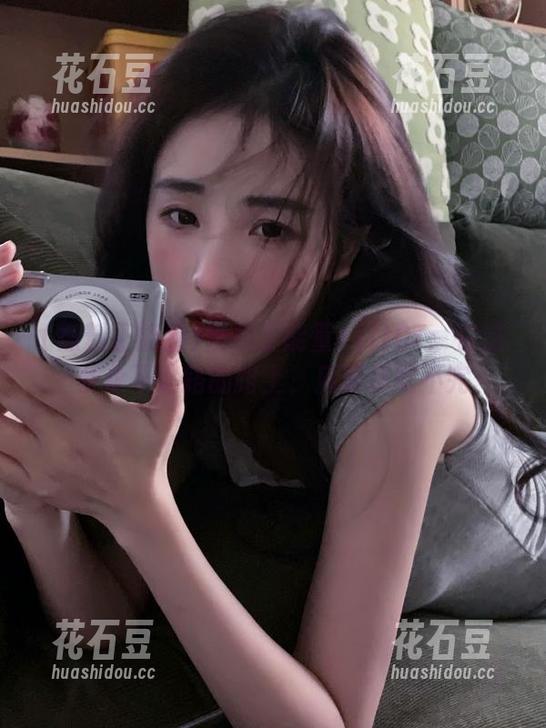 黑料正能量zztt07：在这条永不迷路的路上，瓜真是吃不完