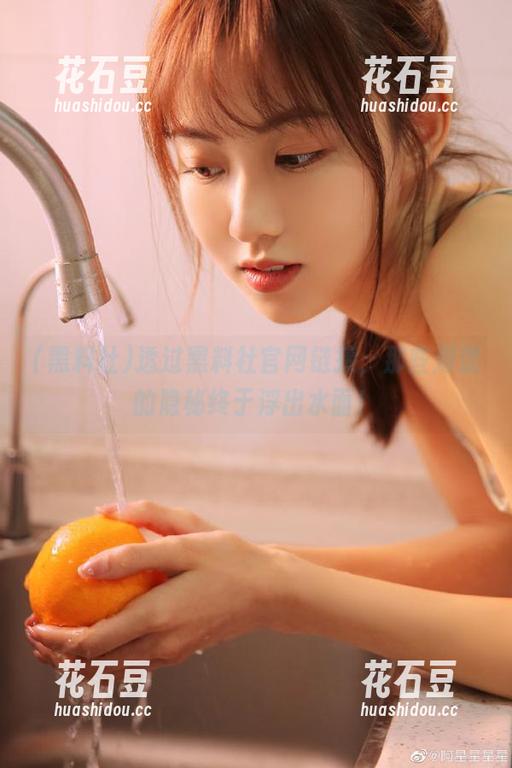 透过黑料社官网链接，那些艰涩的隐秘终于浮出水面！